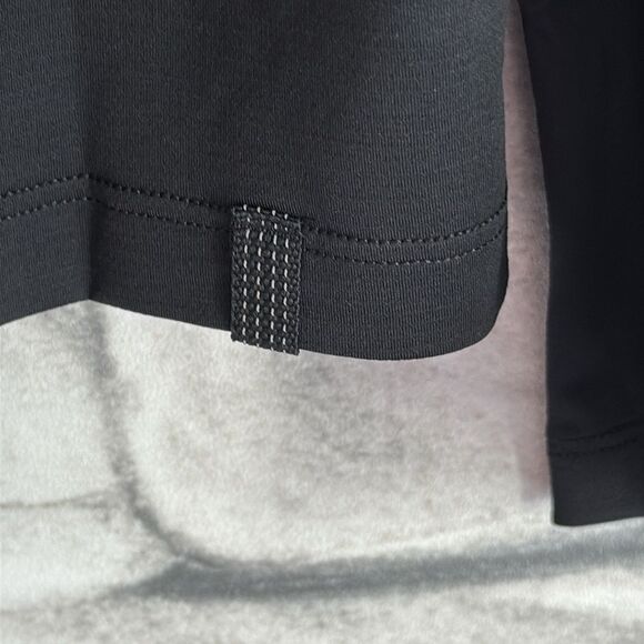 Lululemon Ultralight Hip-Length Long-Sleeve Shirt Black size 8 medium NWT - Picture 4 of 9